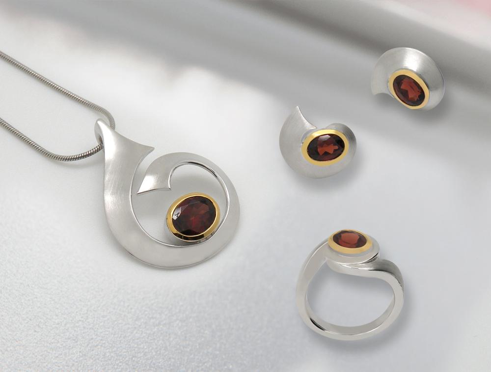 Blue Topaz and Garnet jewelry set in sterling silver - view 2