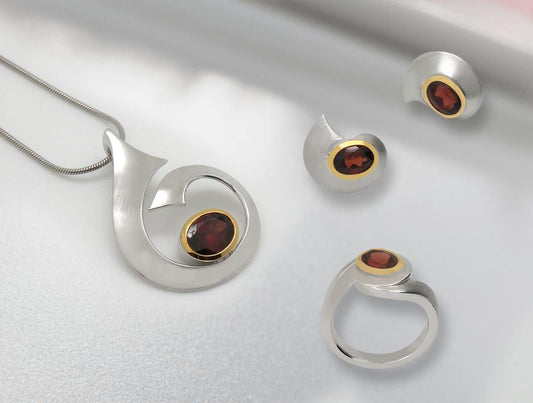 Blue Topaz and Garnet jewelry set in sterling silver by Joryel Vera - view 2