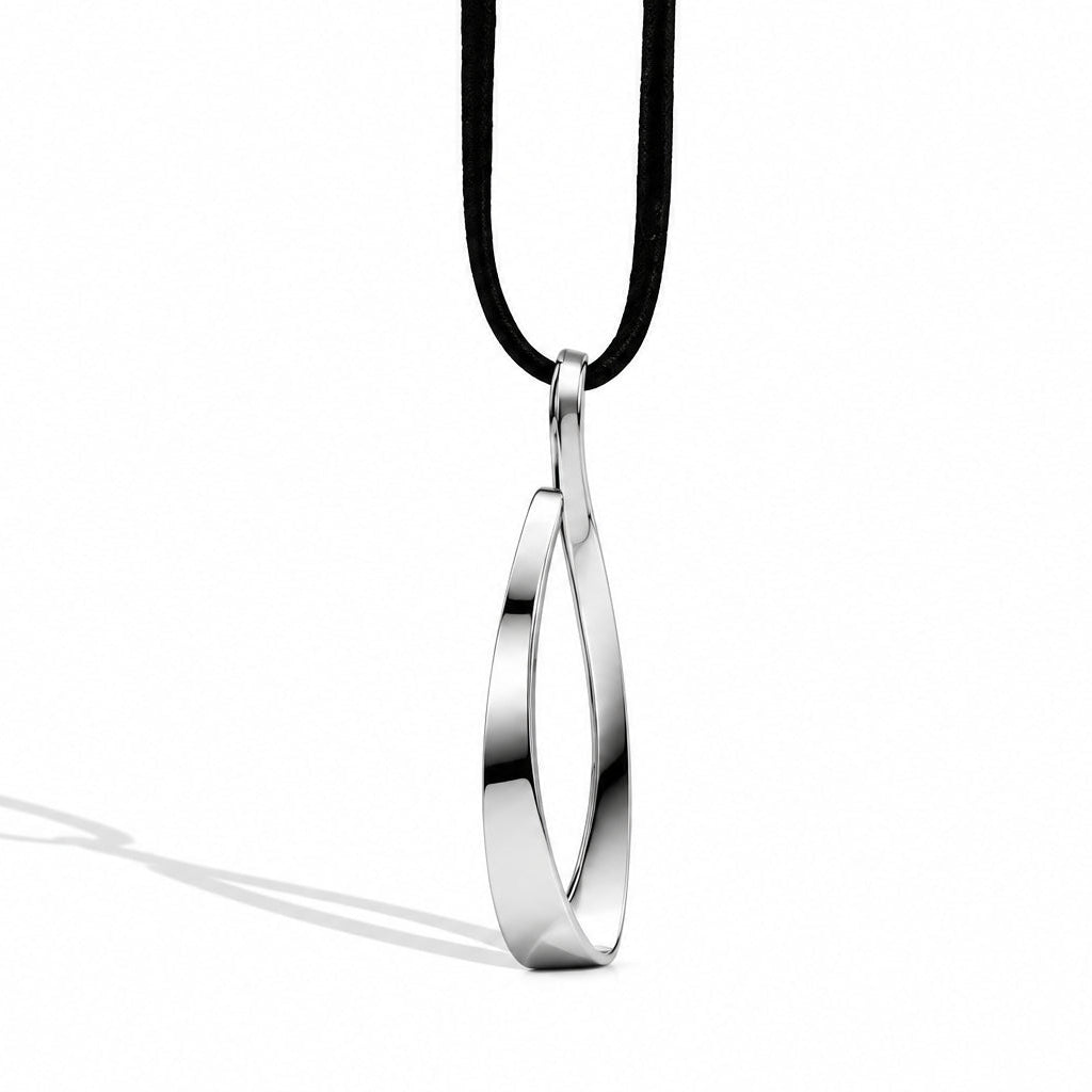 Sterling silver pendant by Joryel Vera, style P6423