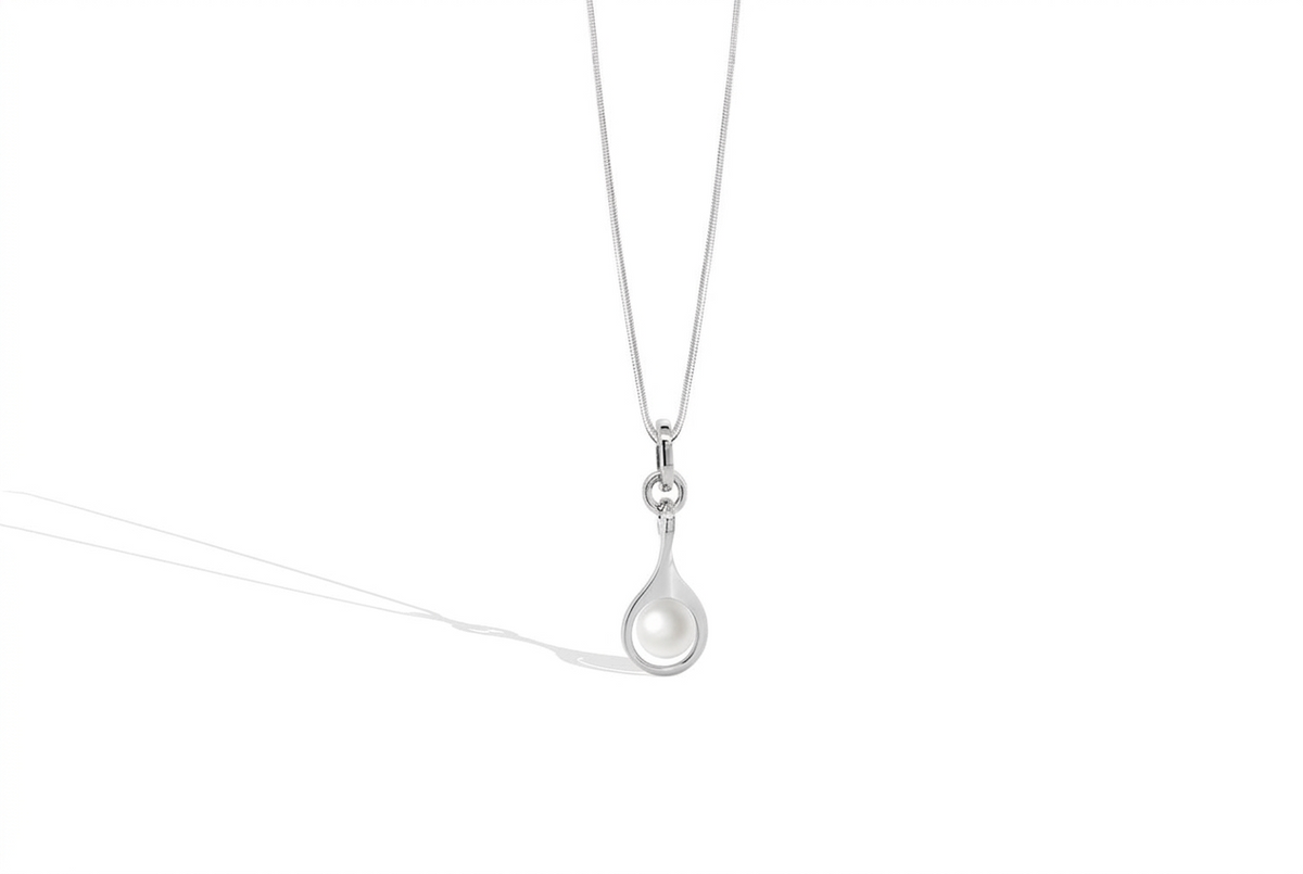 A Modern Touch of Pearl Pendant | P16327